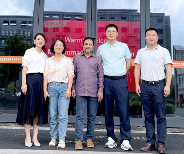 Welcome Bangladesh Customer visit our factory!
