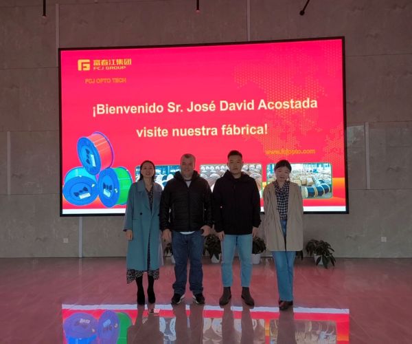 Welcome Colombia customer vist FCJ factory